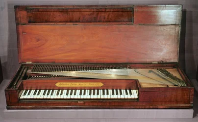 Square Piano